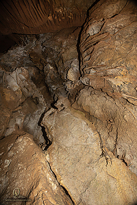 BlkChasmCav_PH26_IMG_9725-Enhanced-NR.jpg